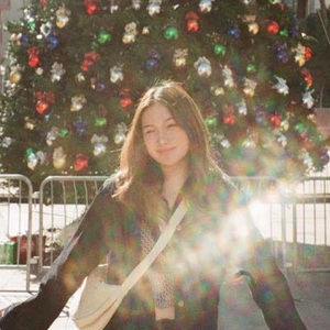 Meet your Posher, Andrea